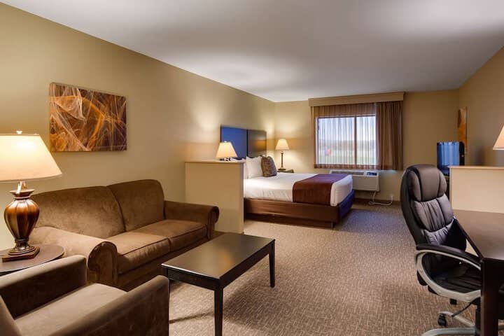 Room 5 of 24
